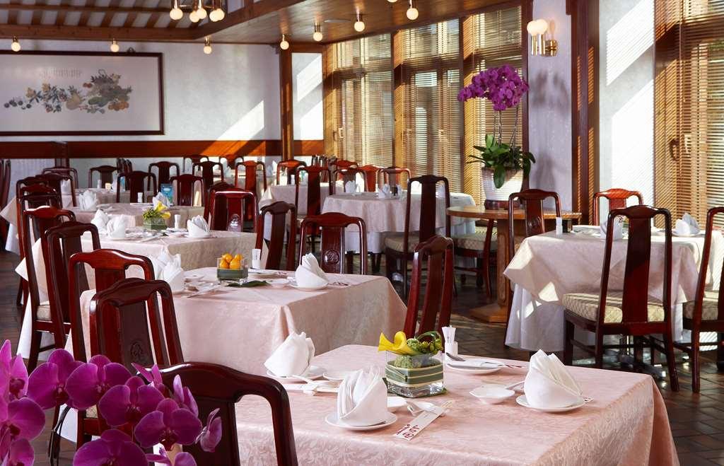 The Howard Plaza Hotel Đài Bắc Nhà hàng bức ảnh Interior of the restaurant